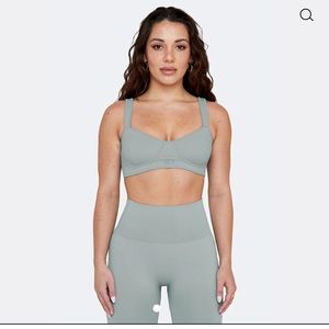 Set Active Sculptflex Contour Bra in Rain